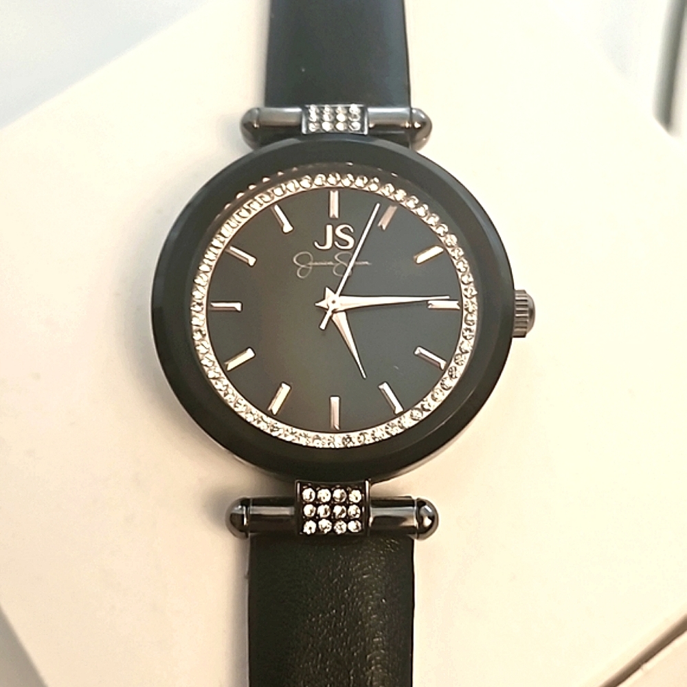 Jessica Simpson Watch. - Picture 3 of 10